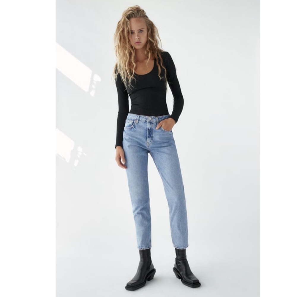 Zara Slim Fit High Rise Jeans 🤍 P19